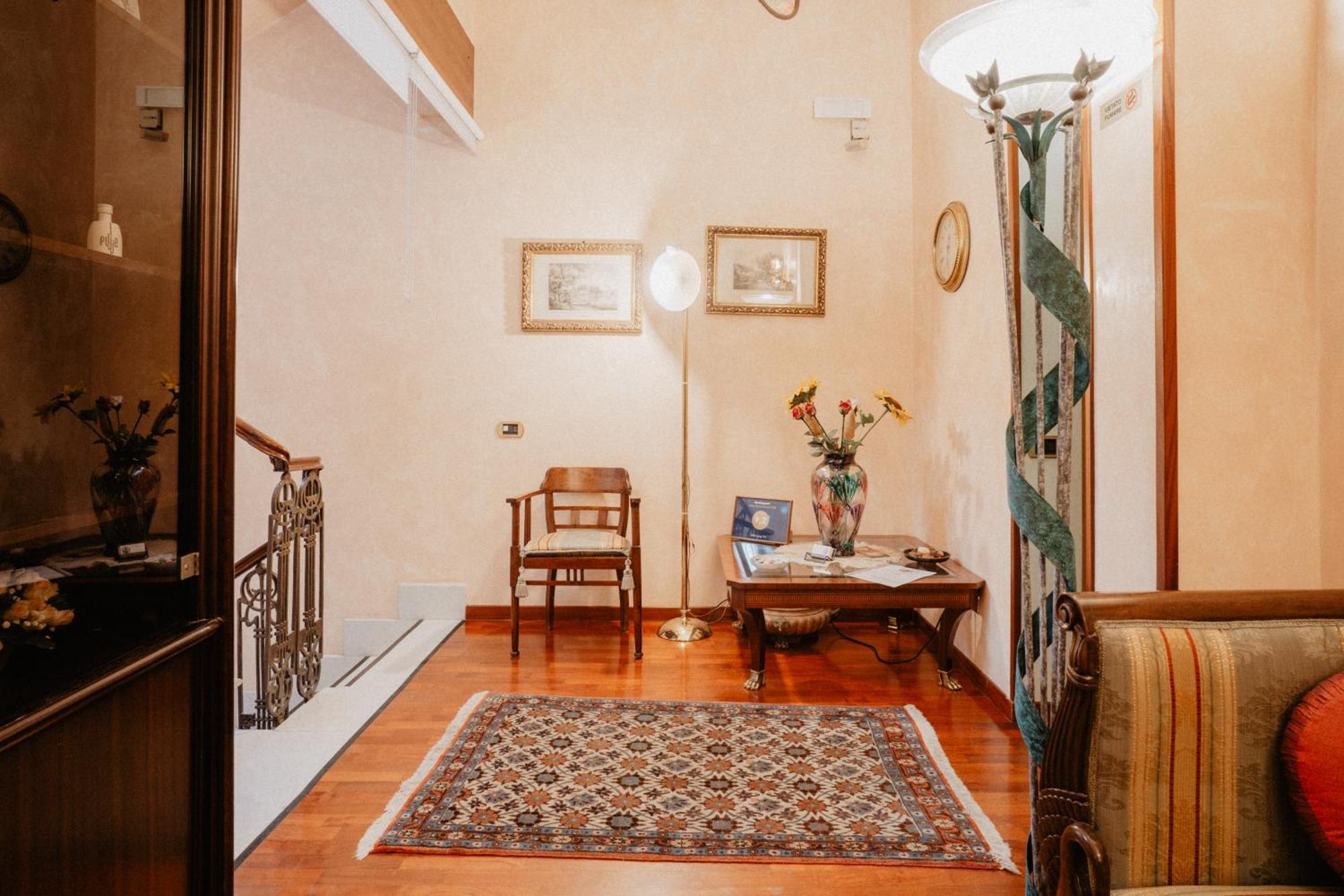 Villa Luigi XVI Taranto Eksteriør bilde